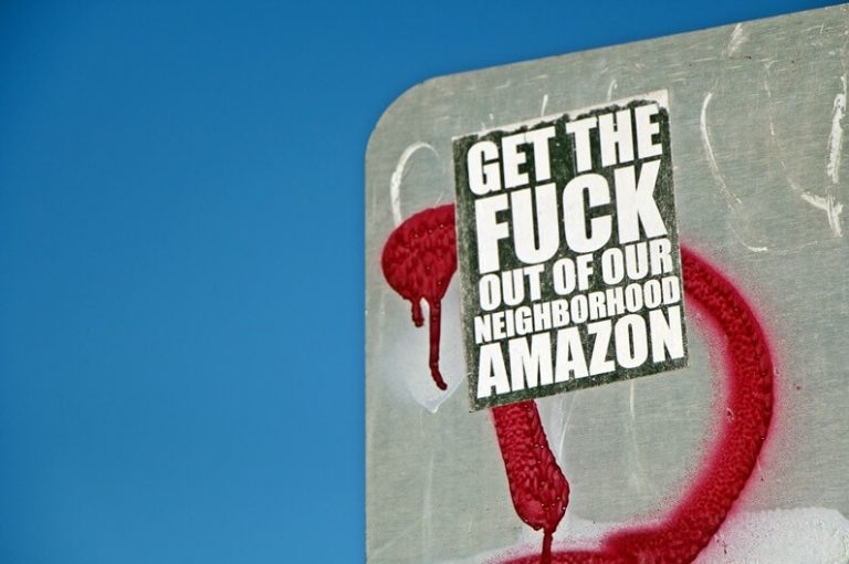 Anti-Amazon-Sticker