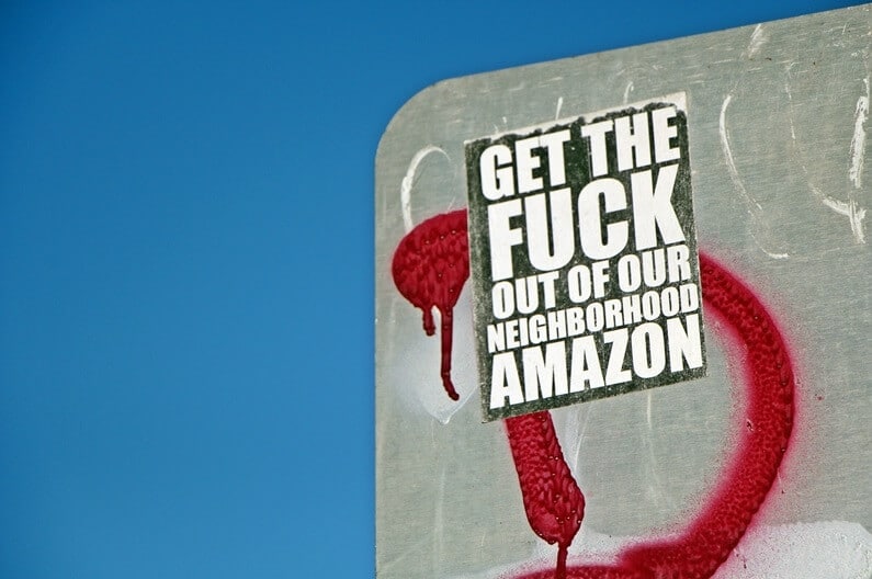 Anti-Amazon-Sticker