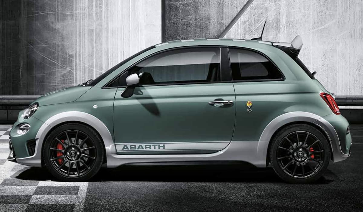 Abarth 695 70° Anniversario Sondermodell Bringt Mega-Fahrspaß