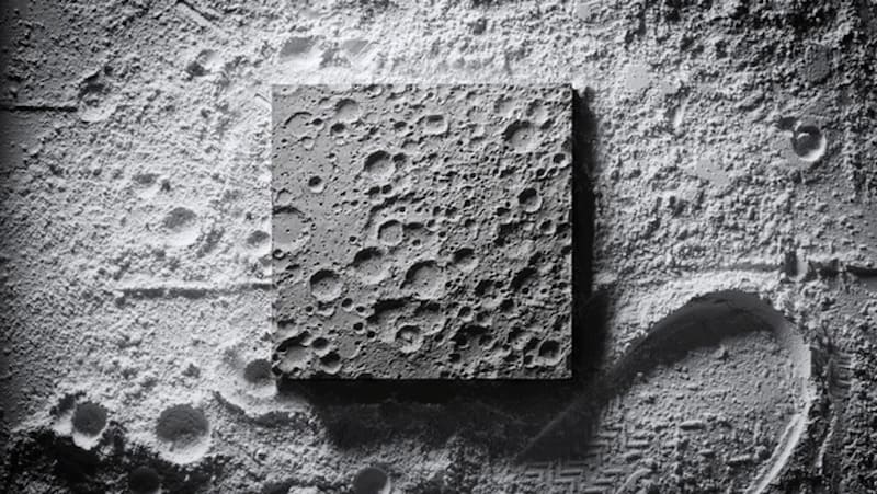 Luna Surface Mondoberfläche