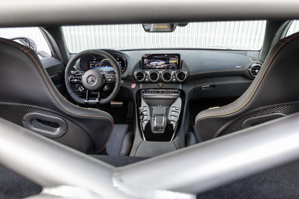 Cockpit des Mercedes AMG GT Black Series