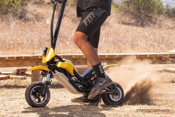 Splach Transformer Splach Transformer: Motorrad-ähnlicher E-Scooter mit 38 km/h