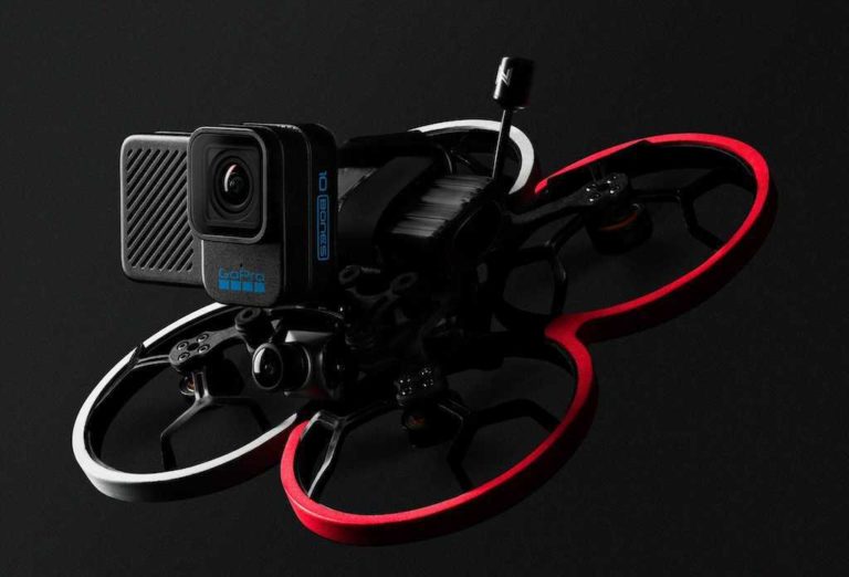 GoPro Hero10 Black Bones auf Drohne
