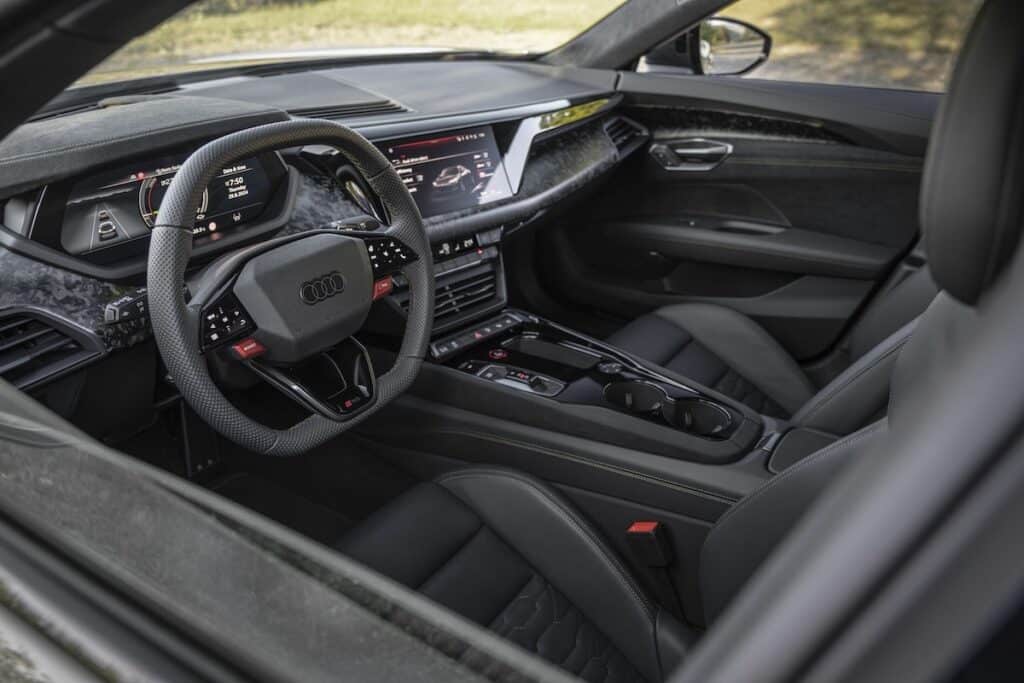 Audi RS e-tron GT performance Cockpit und Interior