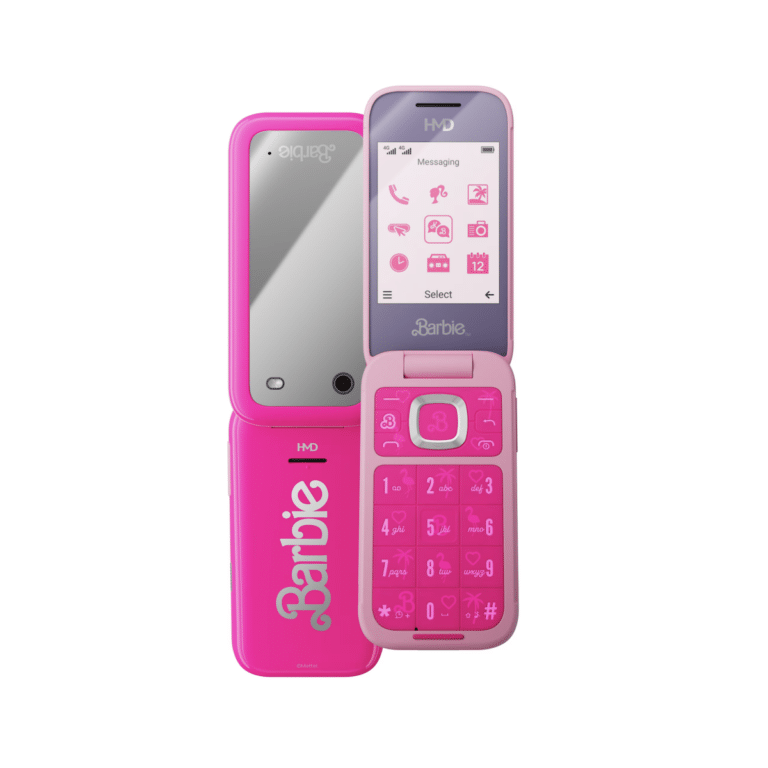 HMD Barbie Flip-Phone in Power Pink