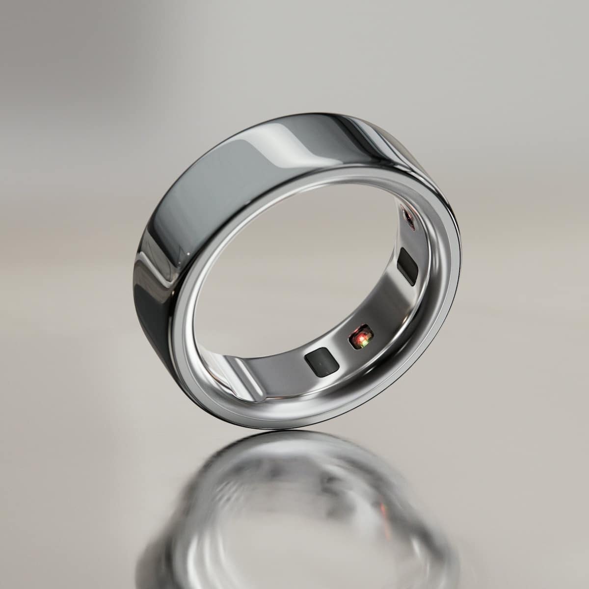 Oura Ring 4 Smartring in Silber