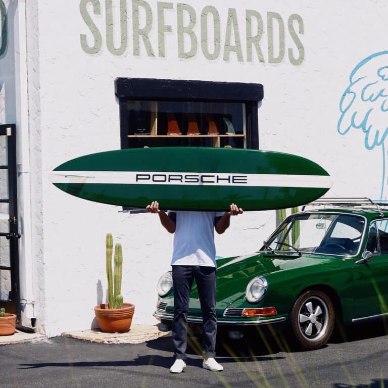 Porsche x Almond Surfboards in Kalifornien