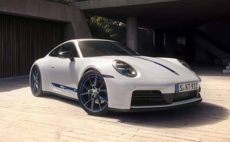 Porsche 911 Carrera T Coupe in Weiss