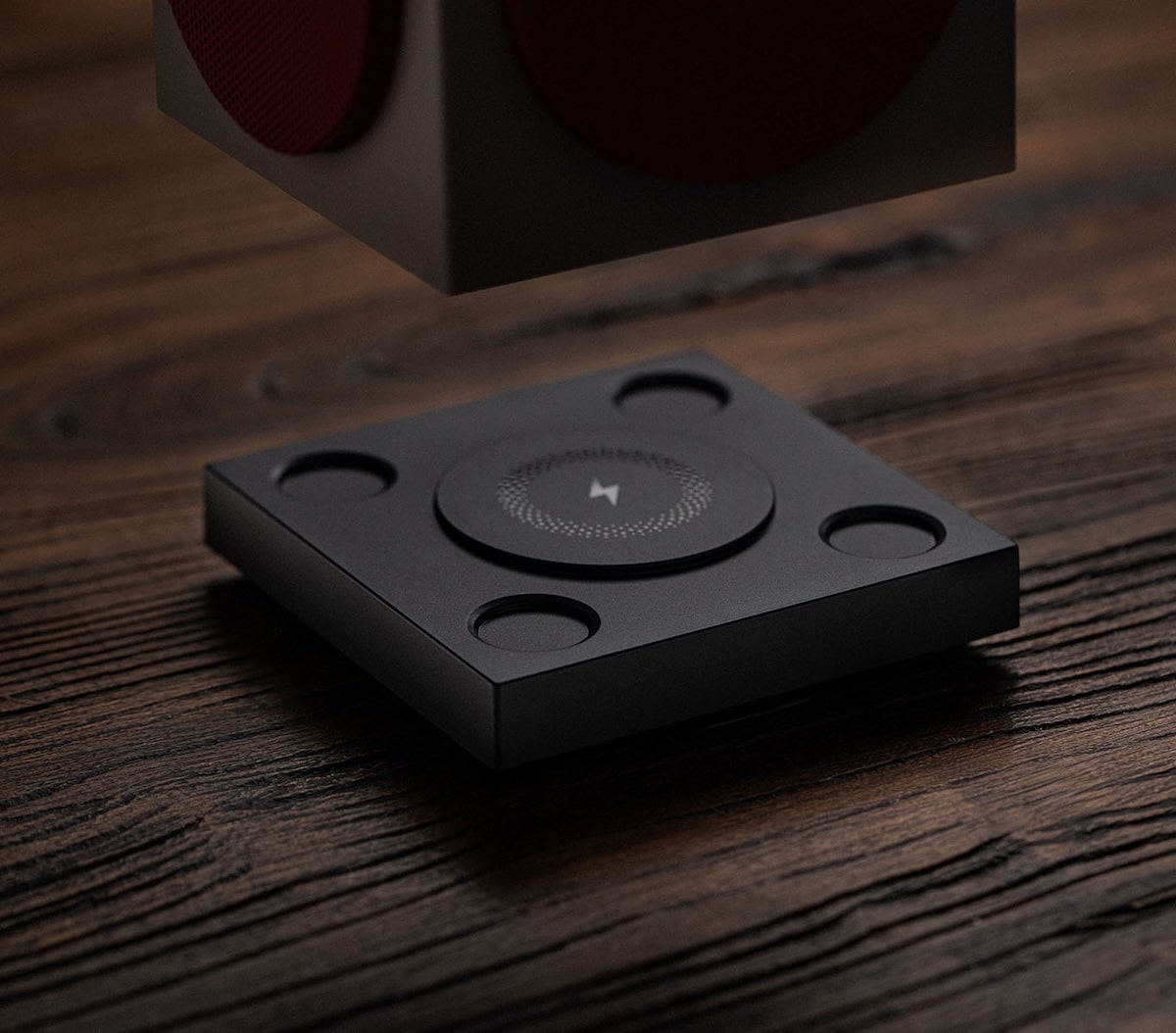 Retro Cube 2 Speaker Ladestation