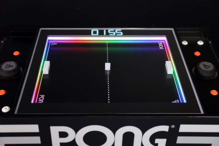 PONG Coffee Table von Atari