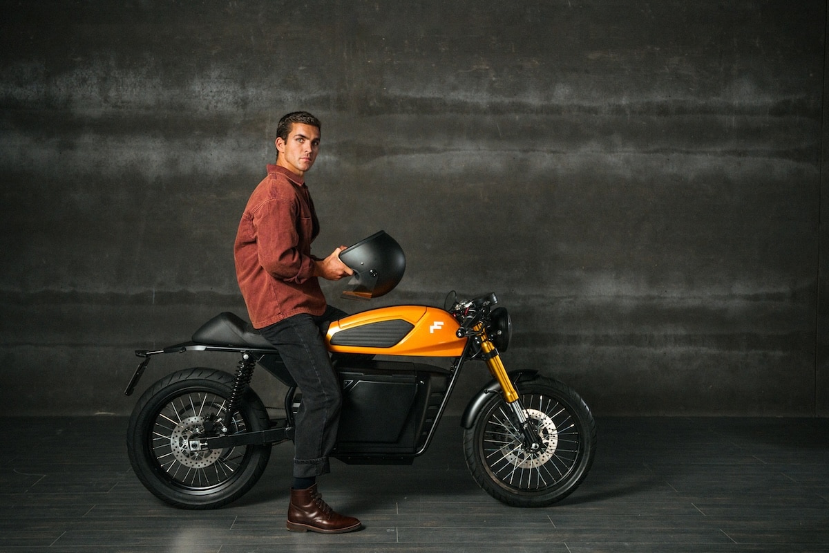 Famel E-XF Café Racer Elektro Motorrad