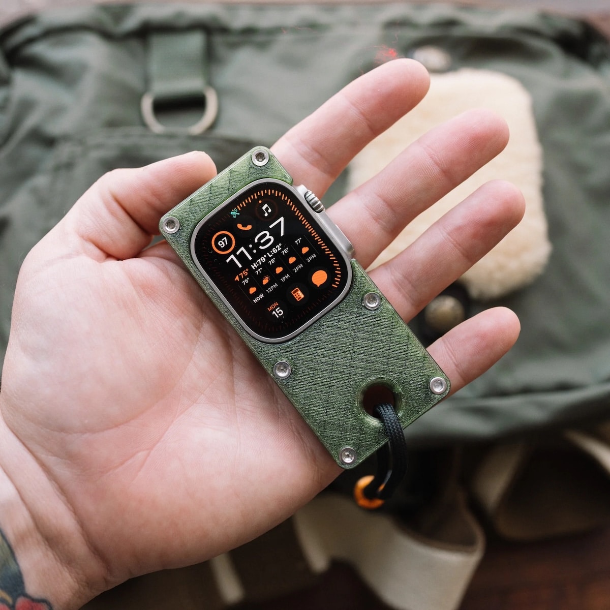 miniphone ultra (MPU) in der Farbe Olive Green