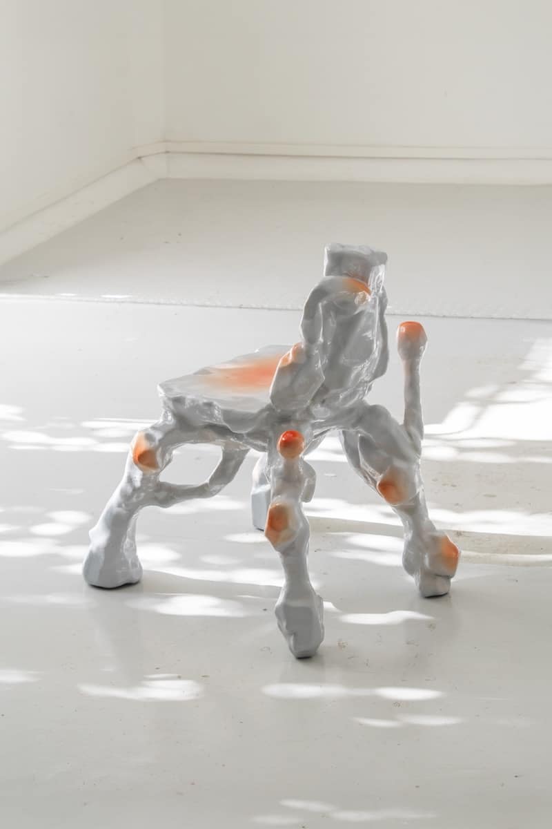 „One Thing Led To Another“ Stuhl aus der Living Series von Vincent Decat