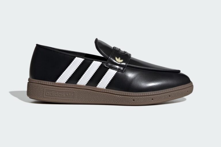 Adidas Spezial Loafer in der Farbe Core Black / Cloud White / Gum