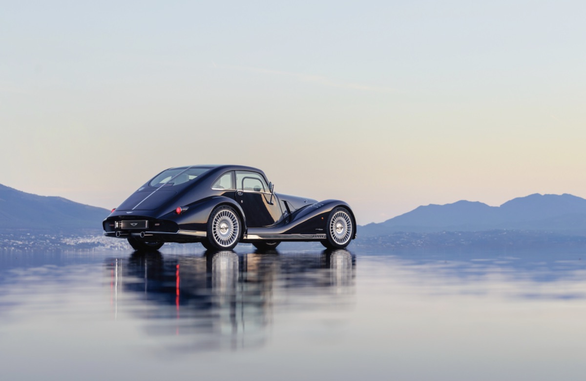 Heckansicht des Morgan Midsummer Coupé 2026