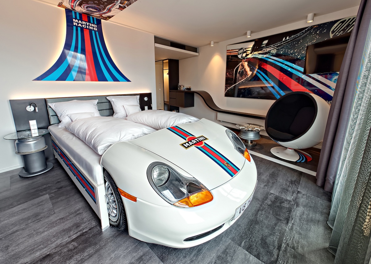 v8 hotel petrol heads hotelzimmer V8 Hotel - Hotelzimmer Petrol Heads